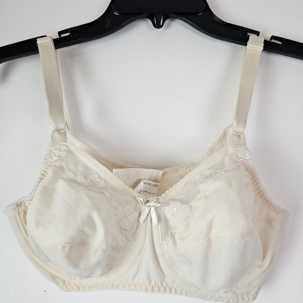 Bali Flower Underwire Bra Womens 34C Ivory Floral Lace Support Style 0180